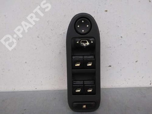 Used Left front window switch Left front window switch CITROËN C5 I Break (DE_) 2.0 16V (DERFNF, DERFNC, RERFNC) (136 hp) 10491995 10491995