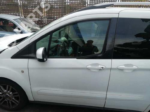 left-front-door-ford-tourneo-courier-b460-mpv-2014-11088466 main image