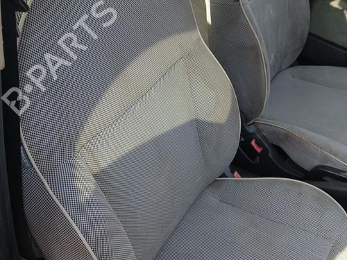 Used Right front seat FIAT 500 (312_) 1.3 D Multijet (312AXB1A) (75 hp) 32044108