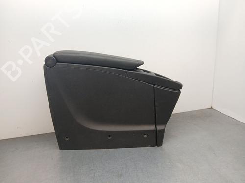 Used Armrest / Center console Armrest / Center console 39428210 39428210