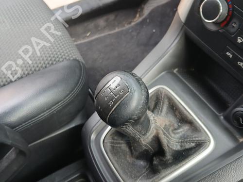 Used Gearbox CHEVROLET CAPTIVA (C100, C140) 2.0 D 4WD (150 hp) 31944464