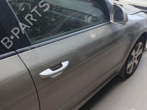 right-front-door-skoda-superb-ii-3t4-2008-2009-2010-2011-2012-2013-2014-2015-28517899 main image