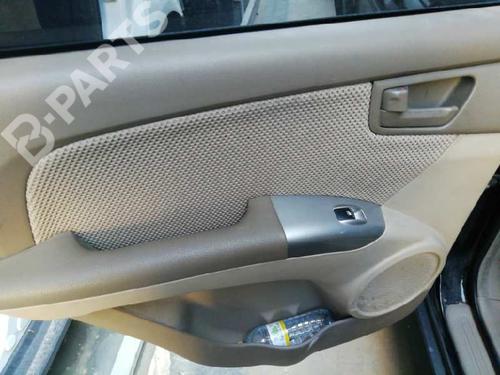 Injection rail KIA SPORTAGE II (JE_, KM_) 2.0 i 16V | BP10711934M98 