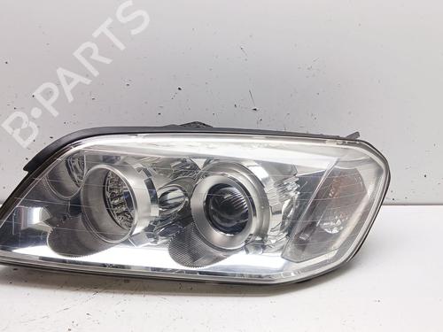 Used Left headlight CHEVROLET CAPTIVA (C100, C140) 2.0 D 4WD (150 hp) 32301376