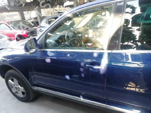 Used Left front door VW TOUAREG (7LA, 7L6, 7L7) [2002-2013]  13526066