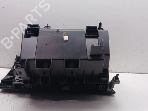 Glove box RENAULT KADJAR (HA_, HL_) 1.2 TCe 130 (HLMR) | BP32526538C95