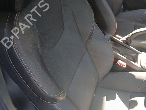 Right front seat VOLVO V40 Hatchback (525) D2 | BP26207317C16 - Image 2