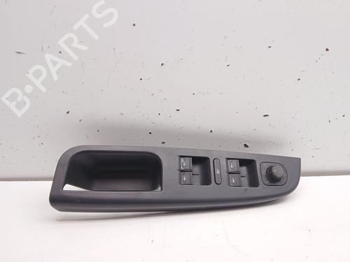 Used Left front window switch VW GOLF V (1K1) 1.9 TDI (105 hp) 31290808