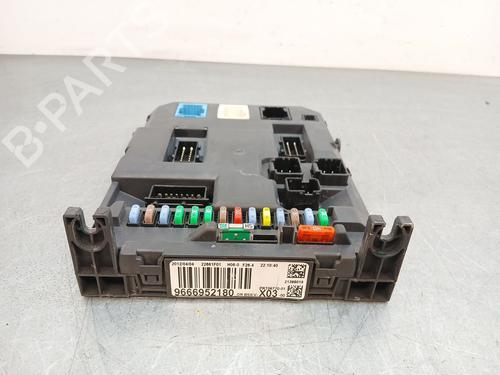 fuse-box-citroen-c3-ii-sc_-2009-38073157 main image