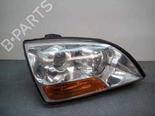 Right headlight KIA SORENTO I (JC) 2.5 CRDi | BP19094106C29 