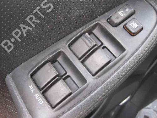 Middle console TOYOTA AVENSIS (_T25_) 2.0 D-4D (CDT250_, CDT250R) | BP11683894I22 
