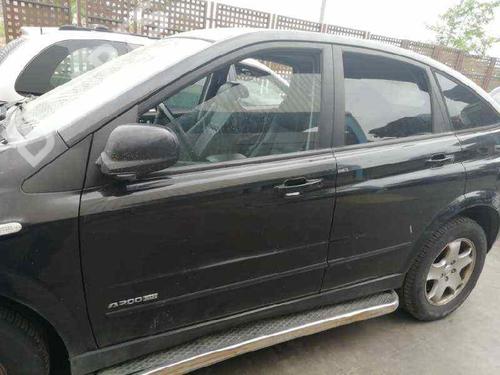 Used Left front door SSANGYONG ACTYON I 2.0 Xdi (141 hp) 9633549