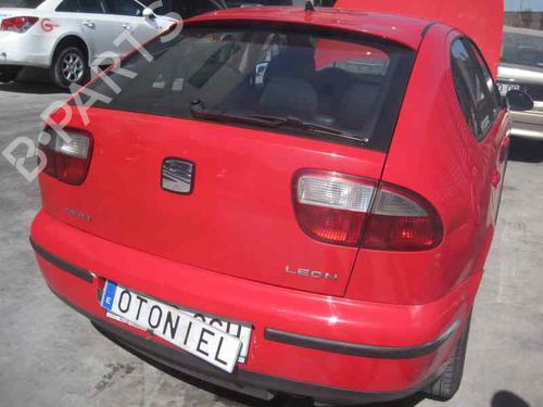 Right front window motor SEAT LEON (1M1) 1.9 TDI | BP2369801E20 