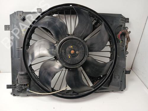 Used Radiator fan MERCEDES-BENZ C-CLASS (W204) [2007-2015]  28622850
