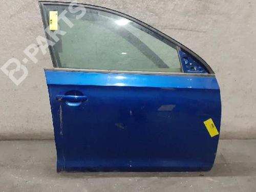 Porta anteriore destra SKODA RAPID Spaceback (NH1) 1.6 TDI (90 hp) AZUL