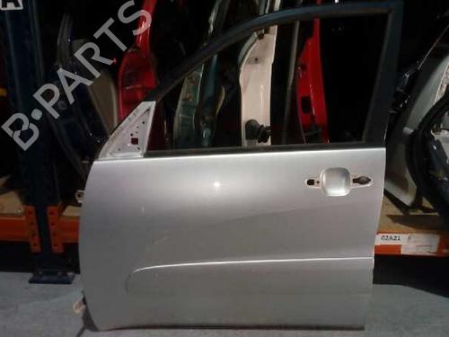Used Left front door TOYOTA RAV 4 II (_A2_) 2.0 4WD (ACA21, ACA20) (150 hp) 12193449