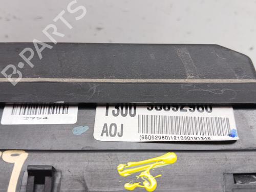 Fuse box CHEVROLET AVEO Saloon (T300) 1.3 D | BP36238436E1 - Image 2