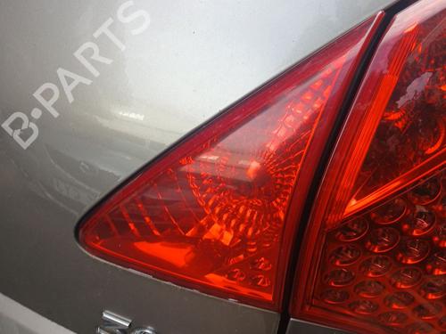 Højre baglygte bagklap PEUGEOT 3008 I MPV (0U_) 1.6 HDi (112 hp) 30833500
