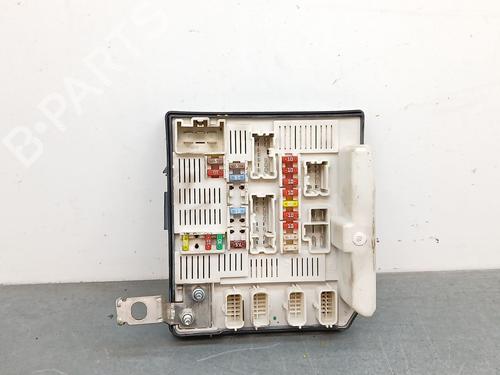 Used Fuse box RENAULT SCÉNIC II (JM0/1_) 1.5 dCi (JM1E, JM16) (106 hp) 30206445