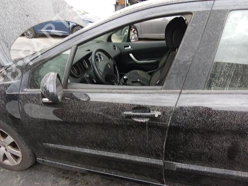 Used Left front door Left front door 38786668 38786668