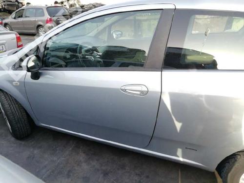 Fuse box FIAT GRANDE PUNTO (199_)  | BP6821882E1 