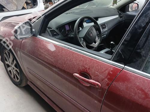 Left front door RENAULT LAGUNA III Grandtour (KT0/1) 2.0 dCi (KT07, KT0J, KT14, KT1A, KT1S) 801010025R