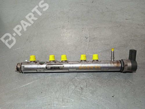 Used Injection rail BMW 3 (E90) 320 d (177 hp) 12194339