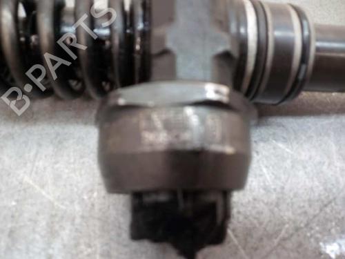 Injector VW TOUAREG (7LA, 7L6, 7L7) 2.5 R5 TDI | BP18236405M100 