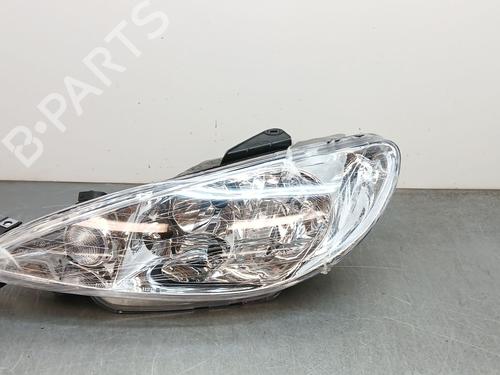 Scheinwerfer links für PEUGEOT 206 Hatchback (2A/C) [1998-2012]  28184326