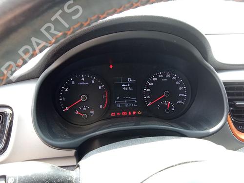 Used Instrument cluster Instrument cluster 38098431 38098431
