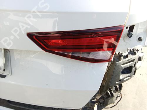 right-tailgate-light-seat-ateca-kh7-khp-2016-40534278 main image
