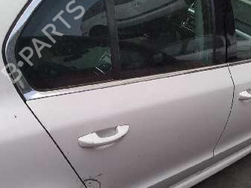 Left tailgate light SKODA SUPERB II (3T4)  | BP2431240C79  - Image 14
