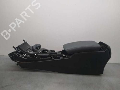 Armrest / Center console INFINITI Q50 50 D (170 hp) 13534035