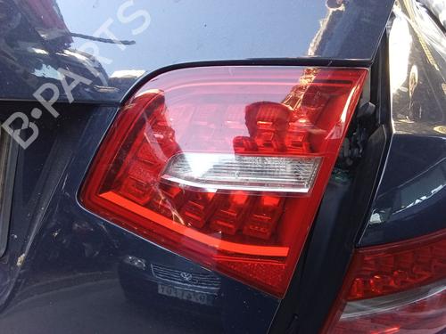 right-tailgate-light-audi-a6-c6-4f2-2004-2005-2006-2007-2008-2009-2010-2011-40534220 main image