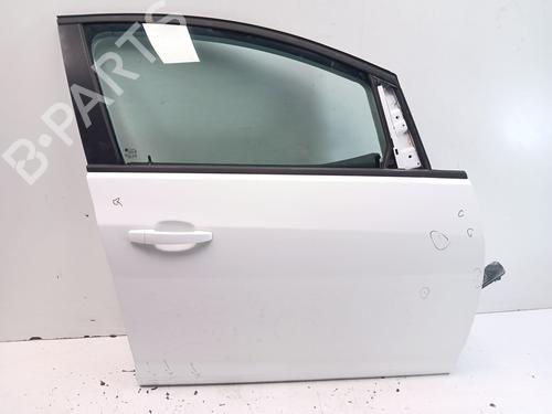 right-front-door-opel-astra-j-p10-2009-2010-2011-2012-2013-2014-2015-2016-39047945 main image