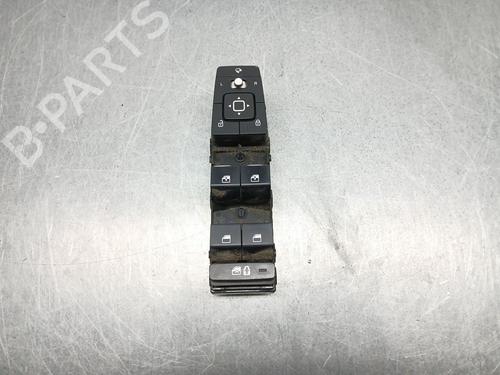 BP30769718I27 main image