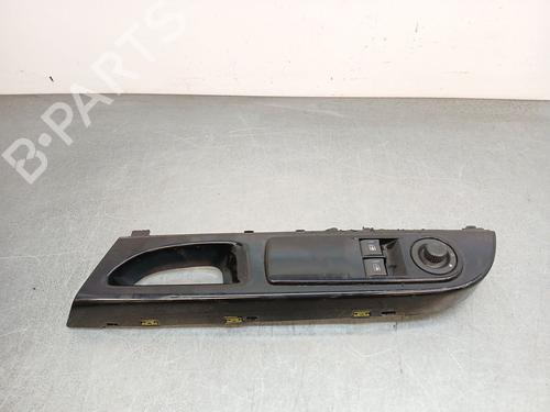 Used Left front window switch Left front window switch 38436569 38436569