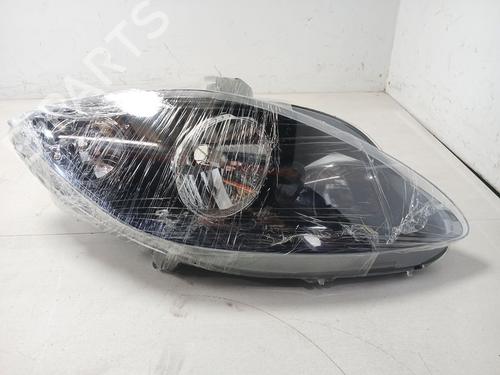 Lyskaster høyre SEAT LEON (1P1) 1.9 TDI (105 hp) 24455298