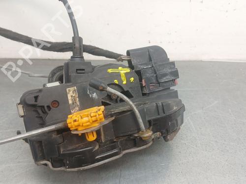 front-left-lock-opel-insignia-a-g09-2008-2009-2010-2011-2012-2013-2014-2015-2016-2017-39802542 main image