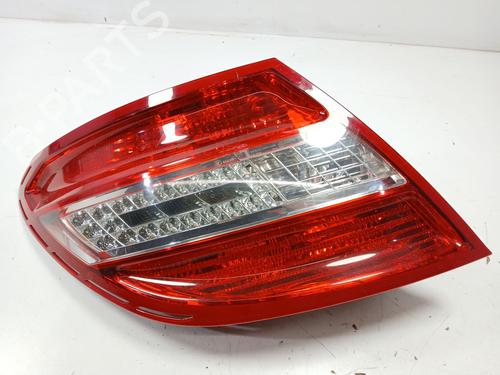 left-taillight-mercedes-benz-c-class-w204-2007-2008-2009-2010-2011-2012-2013-2014-2015-32722034 main image