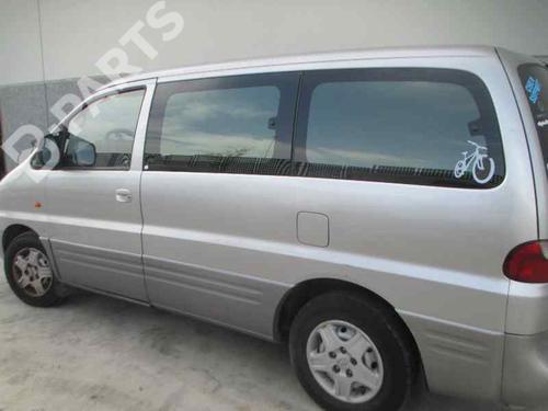 Left front fog light HYUNDAI H-1 / STAREX Bus (A1) 2.5 TCi | BP2382392C30  - Image 10