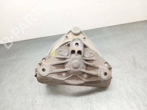 left-front-suspension-arm-audi-q7-4lb-2006-2007-2008-2009-2010-2011-2012-2013-2014-2015-2016-32780400 main image