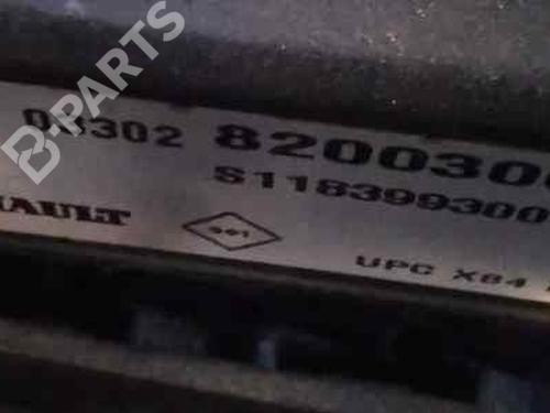 Used Fuse box Fuse box RENAULT MEGANE II (BM0/1_, CM0/1_) [2001-2012] 11058600 11058600