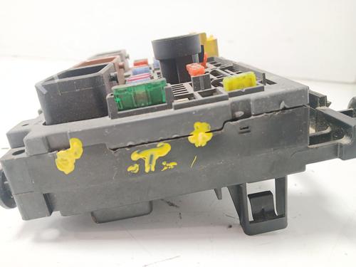 Fuse box CITROËN C4 Picasso I MPV (UD_) 2.0 HDi 138 | BP31039428E1