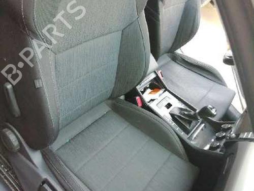 Used Right front seat SKODA SUPERB III (3V3) 2.0 TDI (150 hp) 19247379