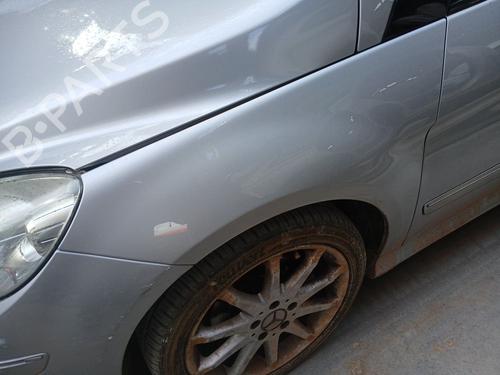 Forkjerm venstre Forkjerm venstre MERCEDES-BENZ B-CLASS Sports Tourer (W245) B 180 CDI (245.207) (109 hp) 34460409 34460409