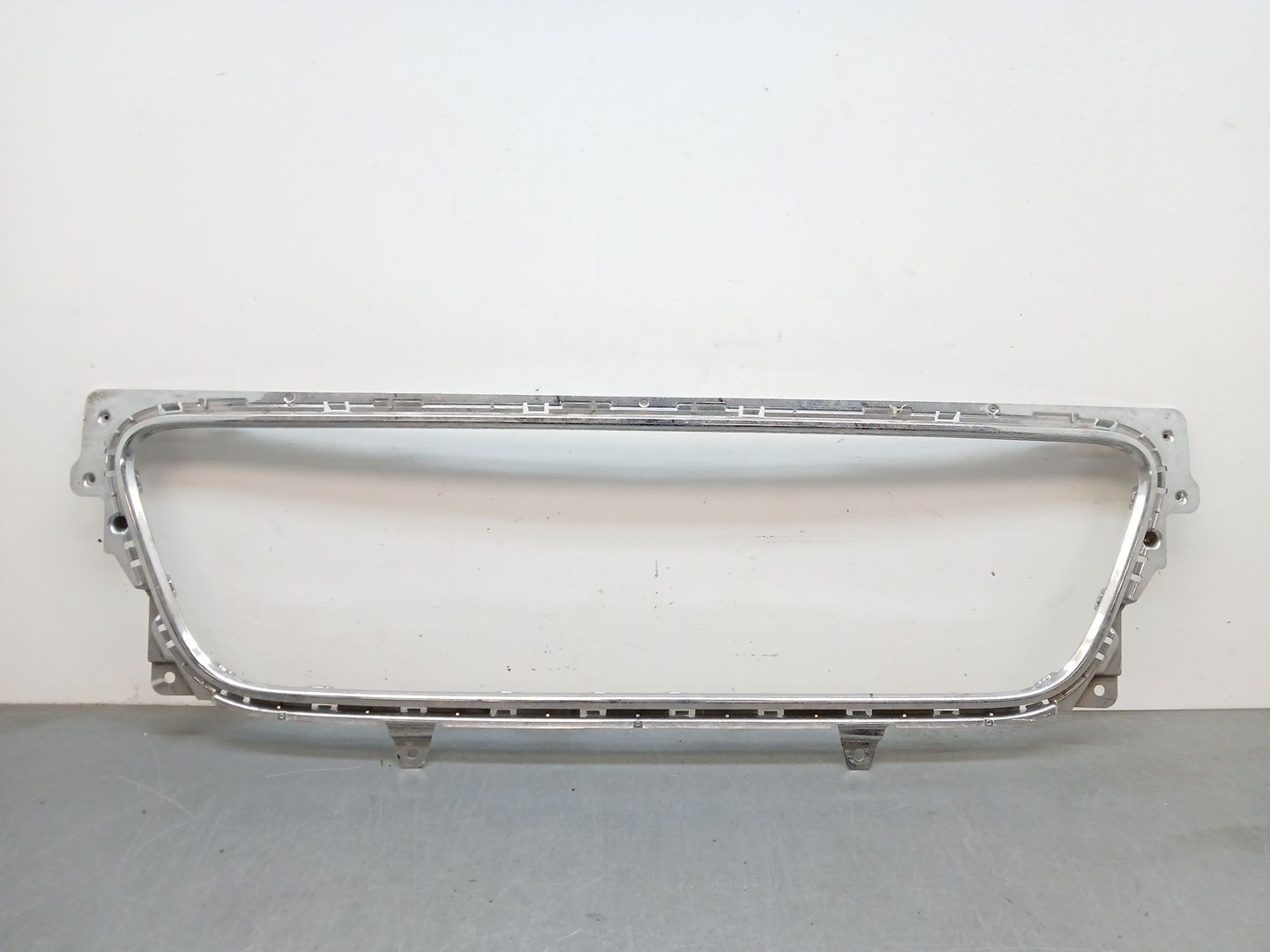 Grille – Bentley FLYING SPUR (4W_) 6.0 W12 (2013-2020)