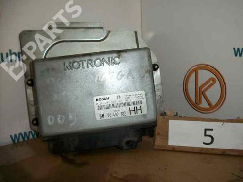 Used Engine control unit (ECU) OPEL OMEGA B (V94) 2.5 V6 (F69, M69, P69) (170 hp) 2476433
