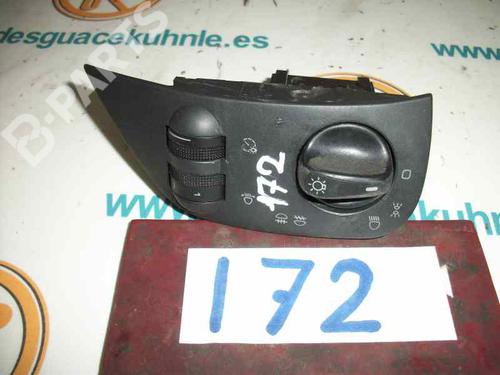 Used Headlight switch SEAT CORDOBA (6K1, 6K2) [1993-2002]  2471079