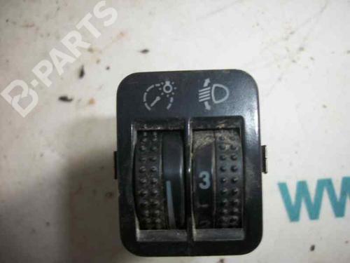 Used Headlight switch VW GOLF IV (1J1) 1.9 TDI (90 hp) 2476817